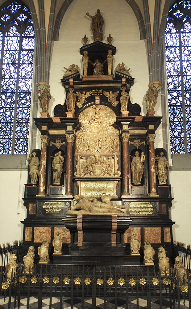 St. Lambertus, Epitaph für Herzog Wilhelm V. von Jülich-Kleve-Berg, im Chorumgang