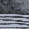 Eingewebte Beischriften auf brettchengewebten Goldbortenfragmenten aus dem Grab Bischof Ottos II.