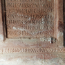 Umlaufendes Bibelzitat und Grabinschrift auf der Grabplatte für Anna Justina Rösslin und ihren Bruder Hans Jakob.