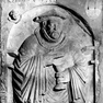 Dom, Alter Kapitelsaal, Grabplattenfragment eines Domkanonikers