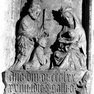 Epitaph des Ulrich Wild aus Kalkstein mit Resten von farbiger Fassung, in der Wand eingemauert.