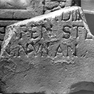 Fragment einer Grabplatte 