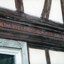Inschrift auf dem unteren Schwellbalken des Fachwerkhauses.