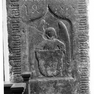 Grabinschrift für Apollonia Ottenberger, geb. von Schmizberg, auf einer Wappengrabplatte