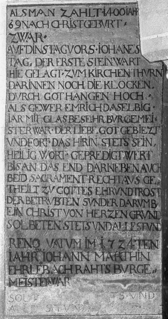 Bild zur Katalognummer 380: Bau- und Renovierungsinschriften innen am nordöstlichen Turmpfeiler der Evang. Stiftskirche St. Goar