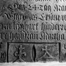 Grabinschrift für Martha Hinterreiter auf der Grabplatte für eine unbekannte Person (Nr. 499), an der Wand, neben der Tür Sakristei (Westseite des Querhauses), vierte von Süden. Drittverwendung der Platte.