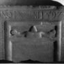 Bild zur Katalognummer 250: Fragment der Grabplatte eines Unbekannten