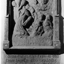 Epitaph des Domherren und Dekans Johannes Sumpringer aus Sandstein, in die Wand eingesetzt.