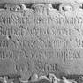 Grabplattenfragment Amalia Sybilla von Eyb, Detail (B)