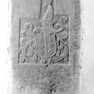 Sterbeinschrift für Alex Güntzkofer auf einer Wappengrabplatte