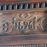Bild zur Katalognummer 279: Jahreszahl in Beschlagwerkkartusche auf einer Renaissance-Tür