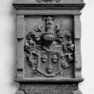Domplatz 35, Wappentafel Heinrich von Lochow (1613)