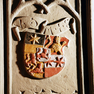 Devise und Jahreszahl auf dem vierseitigen Kanzelkorb an der Ostseite des südlichen Seitenschiffes.