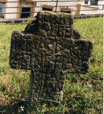 Bild zur Katalognummer 448: Grabkreuz für Anna Maria Bach