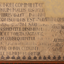 Fragmente aufgemalter Inschriften im Sitzungssaal des Rathauses [9/10]
