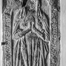 Fragment der Grabplatte für Lisa (Elisabeth) von Rüdesheim