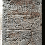 Sandsteinquader mit Namen und Wappen