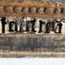 Namensinschrift auf einem Reliquiar 