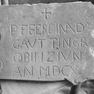 Sterbeinschrift für Pater Ferdinand Gauttinger auf einem Bodenplättchen