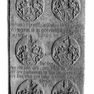 Wappengrabplatte für Georg Pfeil zu Haselbach, seine Ehefrauen Cordula, geb. Lampolzheimer (Lampfritzheimer), Katharina, geb. Wenger, und Anna, geb. Stachob