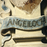 Bild zur Katalognummer 290: Wappenbeischrift auf der rechten Seite des Epitaphs für Simon Rudolf von Schönburg auf Wesel