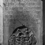 Wappengrabplatte für das Kind Wolf Ludwig Reh von Rehstein