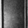 Inschriftentafel vom Denkmal für die Bischöfe Leo Tundorfer († 1277) und Konrad von Lupburg († 1313)