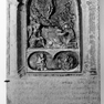 Epitaph für Julius Rudolph Tatenpeck, im Westflügel an der Westwand, drittes Joch von Norden. Rotmarmor.