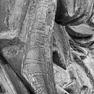 Schnitzfiguren einer Anna Selbdritt, Detail mit Sauminschrift