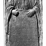 Figurale Grabplatte des Stiftsdekans Korbinian Sauschlegl