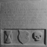 Grabplatte Ursula Lutz, Detail (A, B)