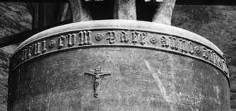 Bild zur Katalognummer 61: sogenannte Christusglocke aus der Oberweseler Liebfrauenkirche