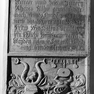 Sterbeinschriften auf der Wappengrabplatte des Hilarius Peysser und seiner Ehefrau Magdalena, geb. Urmüller