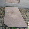 Grabinschrift für Georg Gansar auf einer Priestergrabplatte
