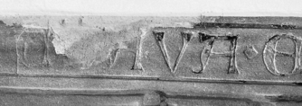 Bild zur Katalognummer 33: Teil der rechten Leiste der Grabplatte des Speyrer Domdekans Hartmann von Landsberg