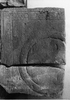 Bild zur Katalognummer 349: Fragment einer Grabplatte für einen unbekannten Bopparder