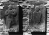 Bild zur Katalognummer 293: Grabplatten zweier vermutlich verwandter Kinder