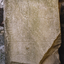 Fragment einer Grabplatte eines Unbekannten
