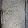Grabplatte für Hans Fiks (Vicke) und Cord Meyer(?) sowie Christoph Nürenberg