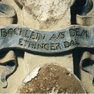 Bild zur Katalognummer 290: Wappenbeischrift auf der rechten Seite des Epitaphs für Simon Rudolf von Schönburg auf Wesel