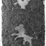 Grabinschrift für den Kanoniker Johann von Puchberg im oberen Viertel der Grabplatte für Altmann von Winzer (Nr. 50), an der Südwand in der westlichen Nische. Zweitverwendung. Weitere Beschreibung siehe Nr. 50.