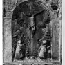 Epitaph für Maria Jakobe Mietl, geb. Kribenick, und ihren Sohn Wolf Niklas, im Vorraum zur Sakristei an der Westwand in der Nordwestecke. Rotmarmor.