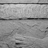 Grabplatte Jörg von Neuenstein, Detail