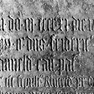 Grabinschrift für den Kanoniker Friedrich Ranveld auf der Grabplatte für Meingot I. von Waldeck (Nr.7), an der Südwand in der westlichen Nische in der Mitte der Platte. Drittverwendung der Platte.
