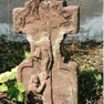Bild zur Katalognummer 428: Winkelscheibenkreuz für einen Adam mit Kreuzigungsszene