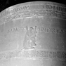 Glocke, Detail mit Inschrift auf der Flanke