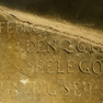 Sandsteinernes Grabplattenfragment in St. Martini